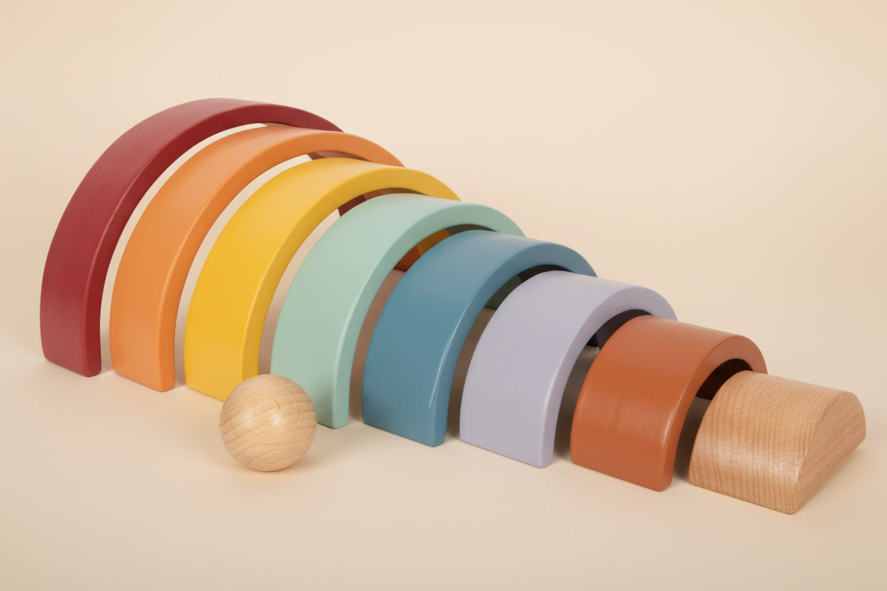 Holz Regenbogen Spielzeug in Pastellfarben – vielseitiges Lernspielzeug für Kinder zum Stapeln und Bauen
