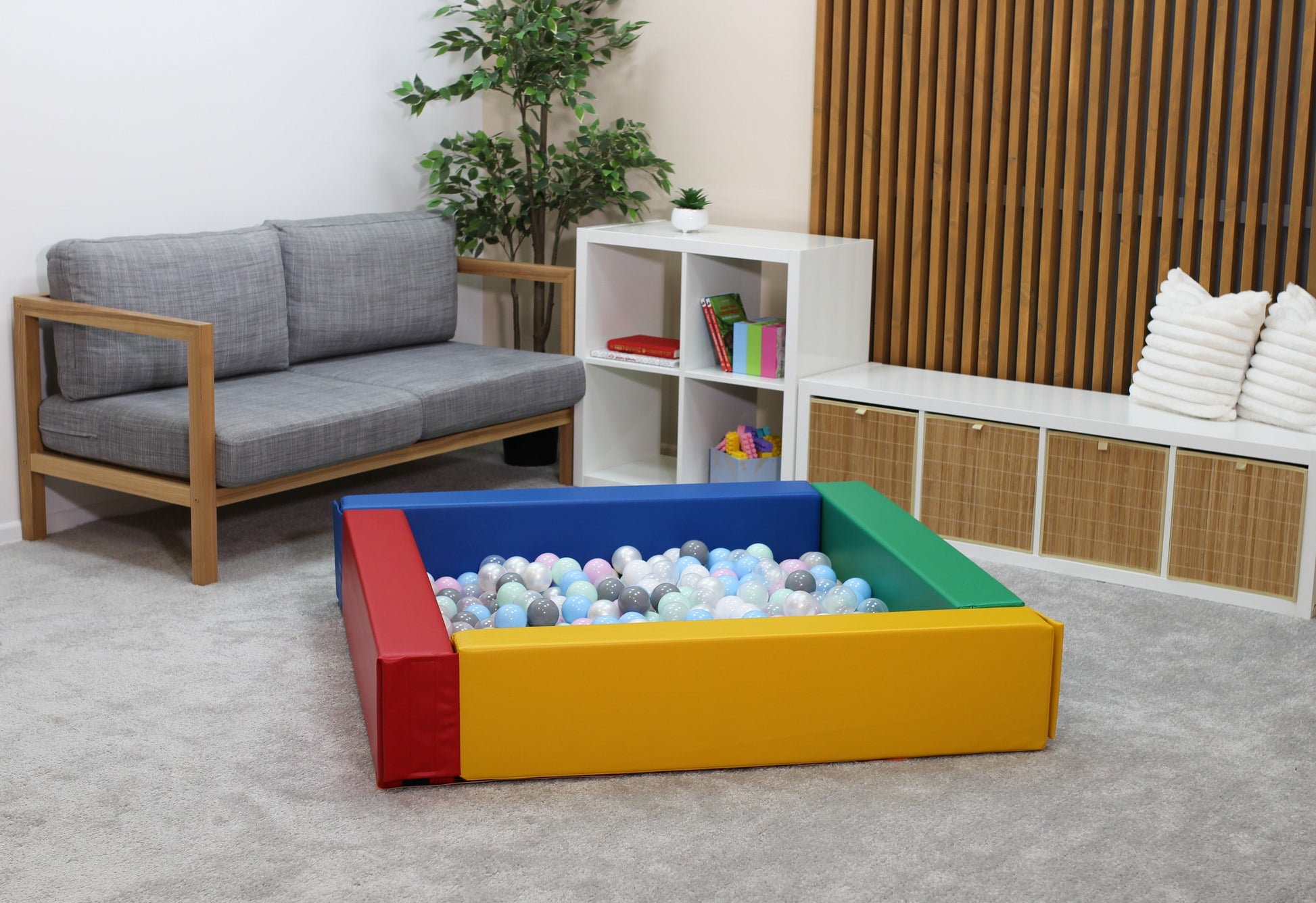 Weiches Sensorik-Bällebad für Kinder von 1 bis 10 Jahren